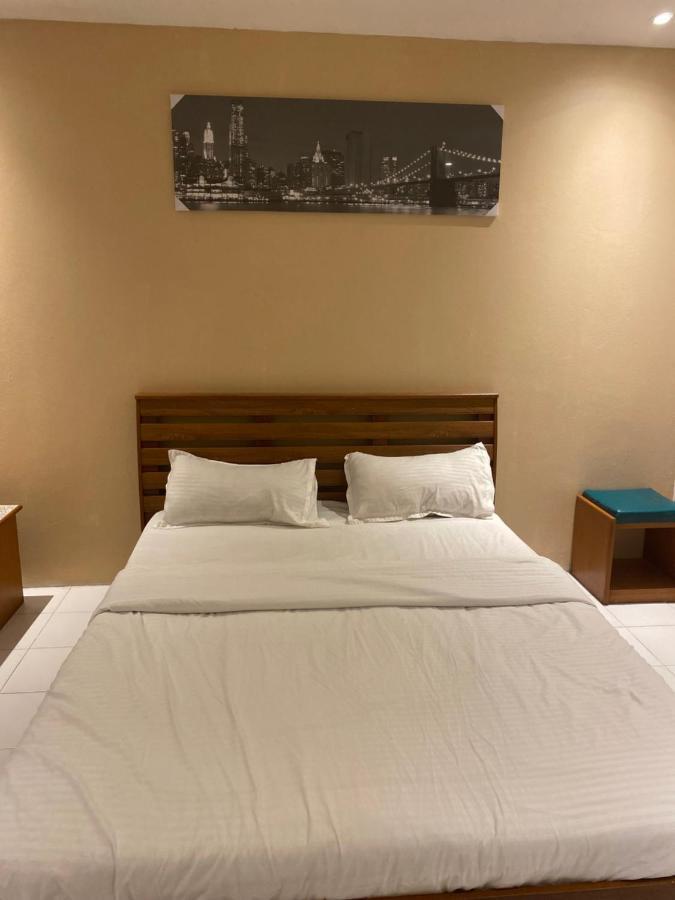 Paradise Hotel Pattaya